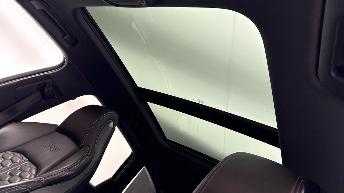 Audi RS4 Avant Image 6
