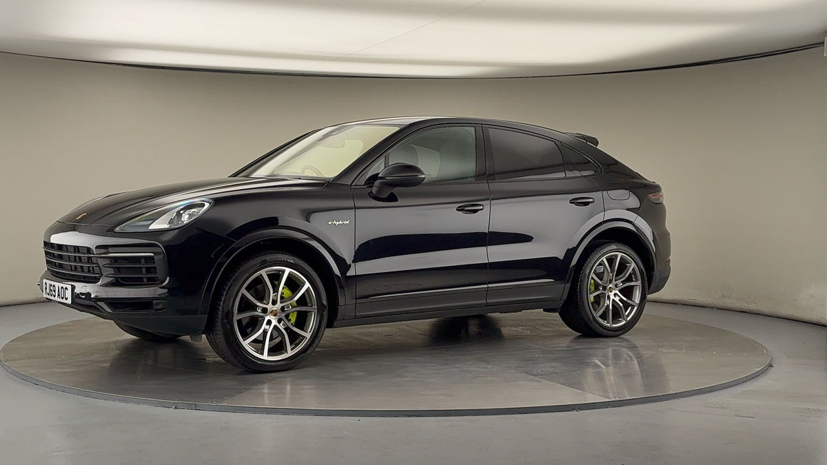 More views of Porsche Cayenne