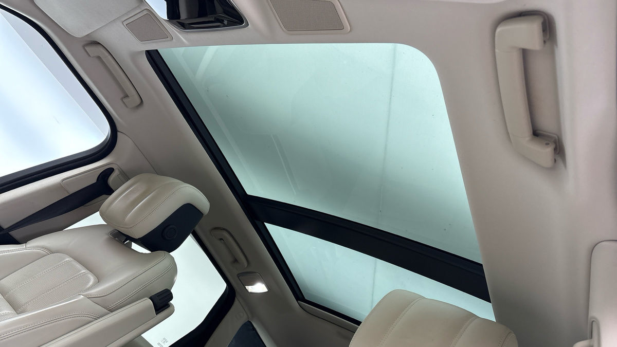 Land Rover Range Rover Sport Image 6