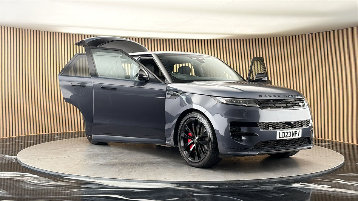 More views of Land Rover Range Rover Sport