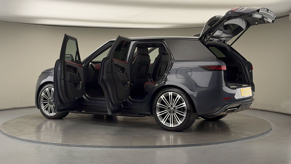More views of Land Rover Range Rover Sport