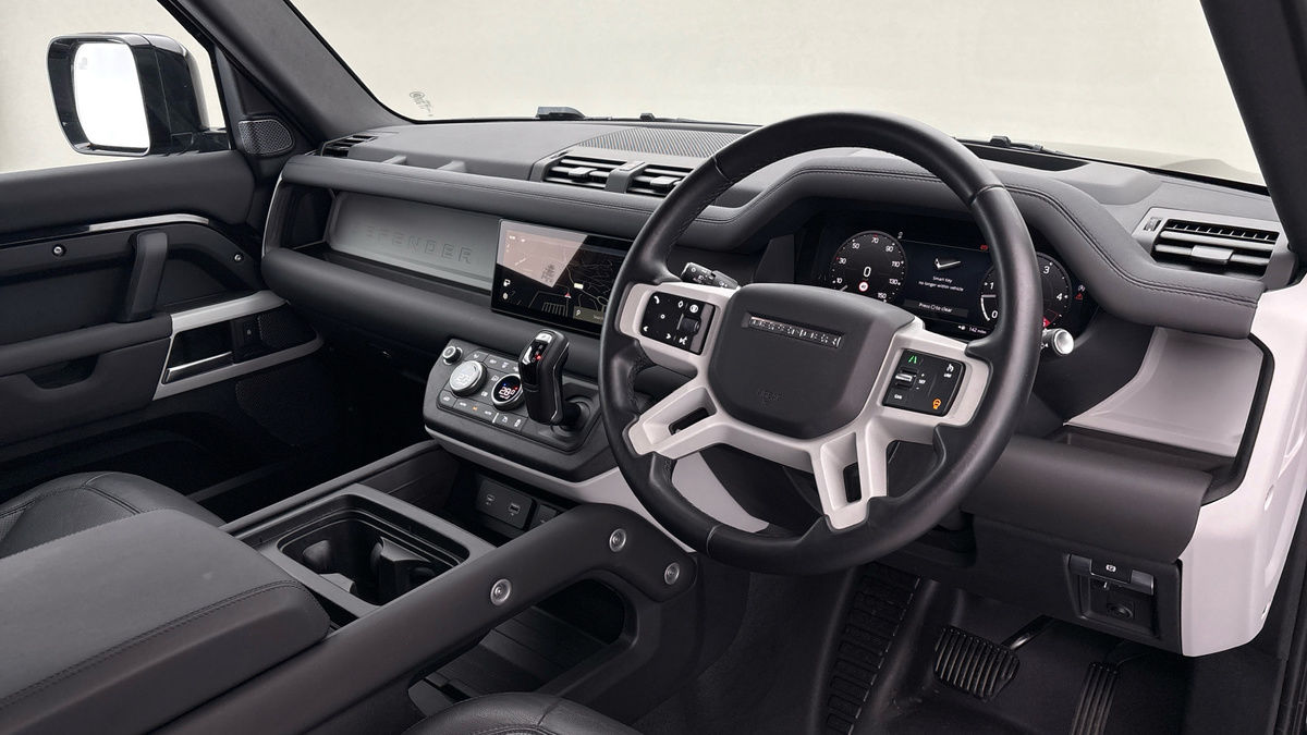 Land Rover Defender 90 Urban Image 5