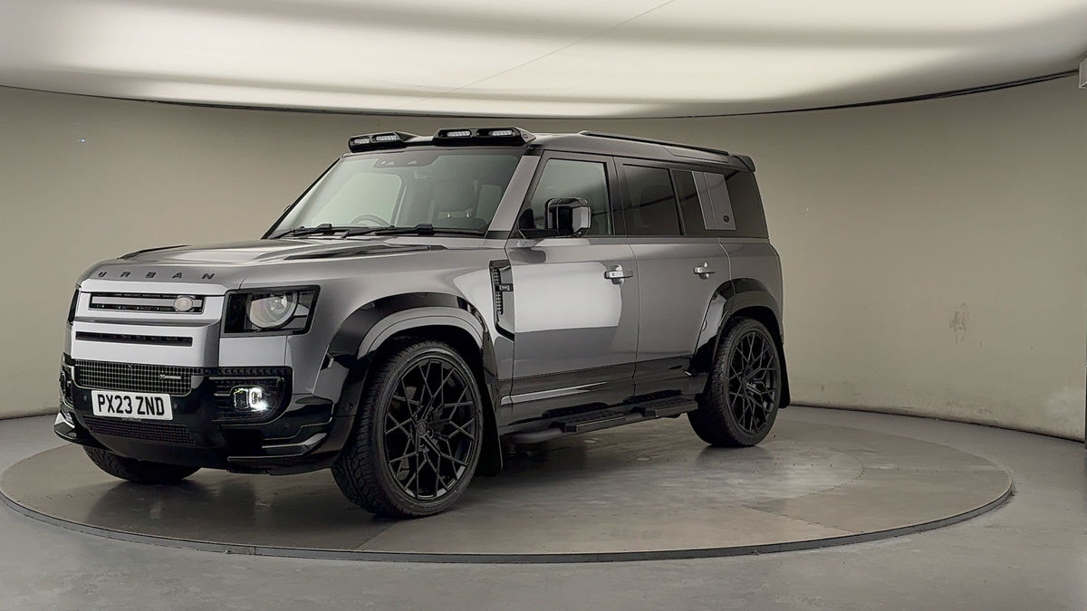 More views of Land Rover Defender 110