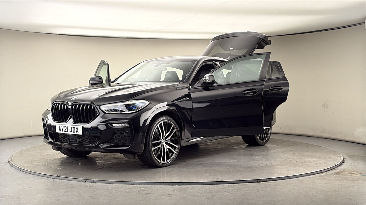 More views of BMW X6