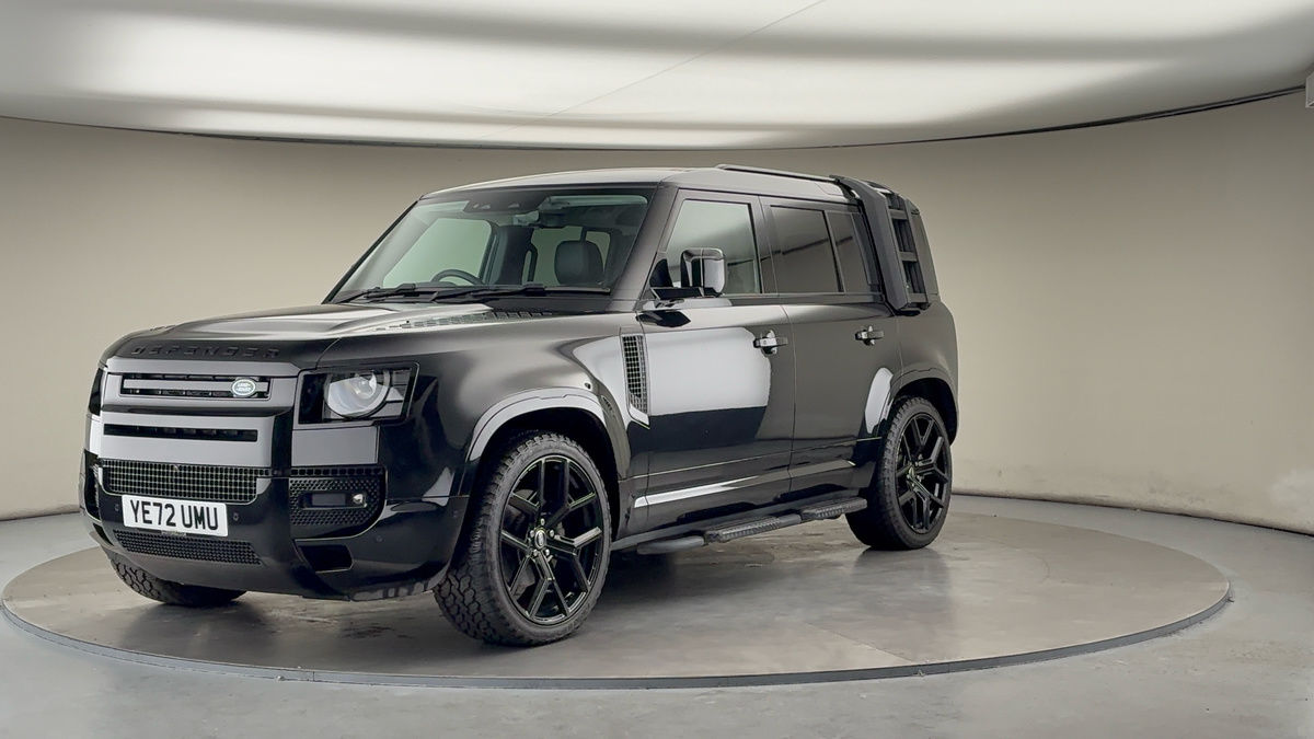 More views of Land Rover Defender 110