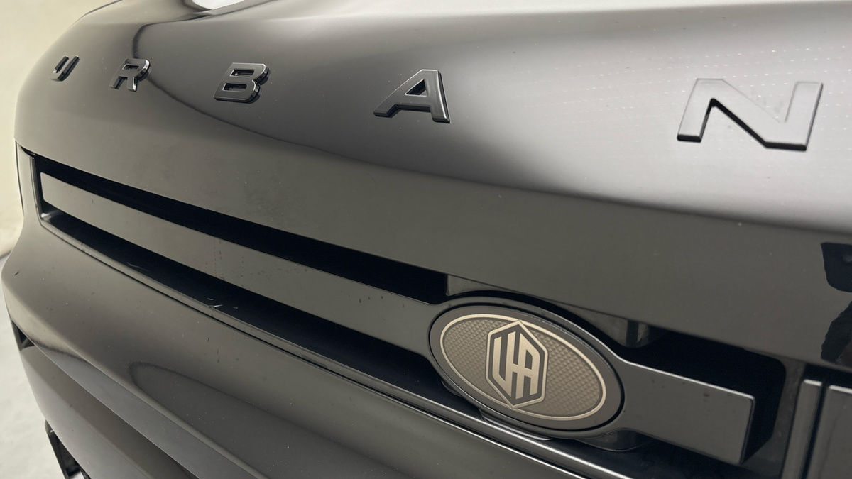 Land Rover Defender 110 Urban Image 24