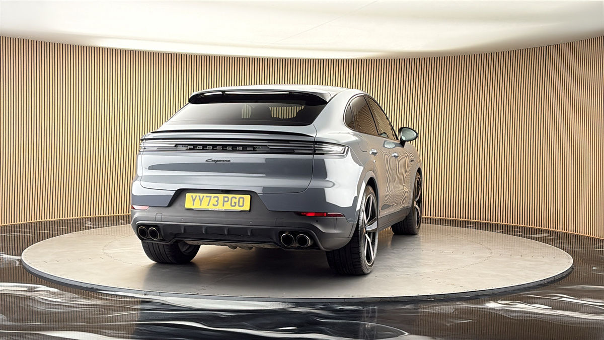 More views of Porsche Cayenne