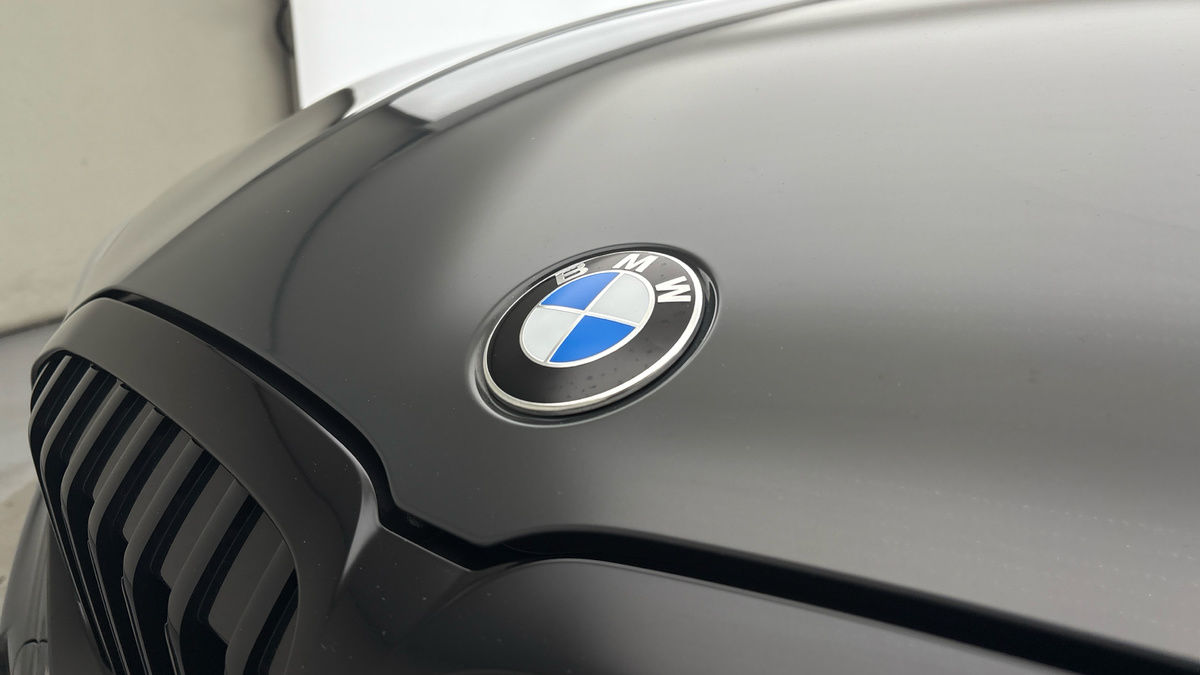 BMW 3 Series Image 24