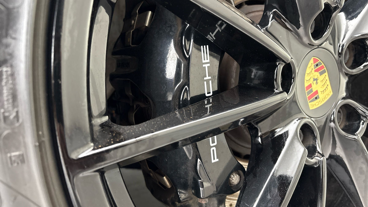 Porsche 911 Image 27