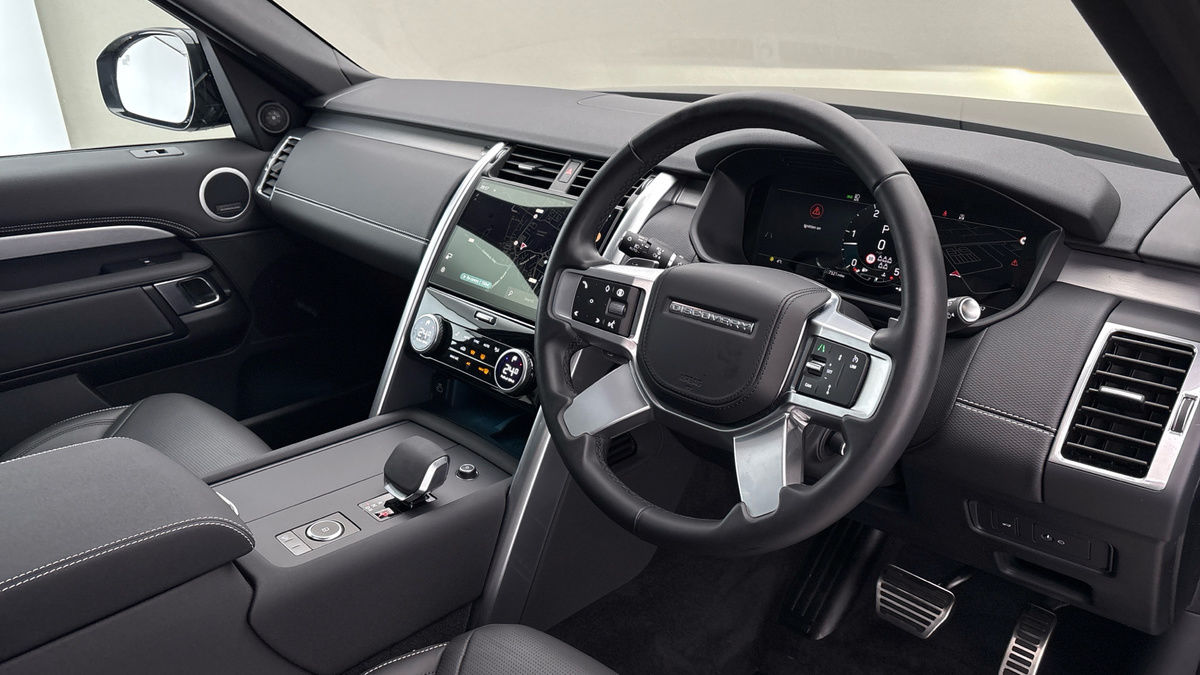 Land Rover Discovery Image 5