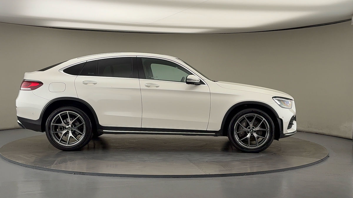Mercedes-Benz GLC Image 16