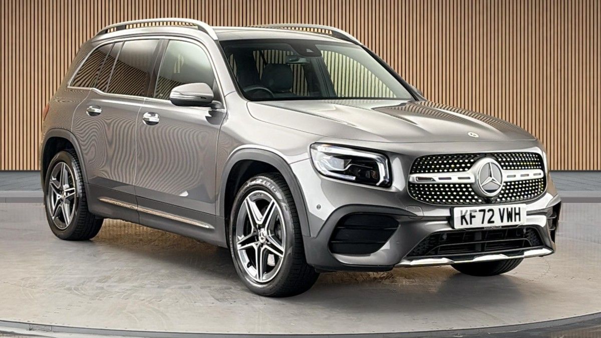 Mercedes-Benz GLB Sticky Header Image