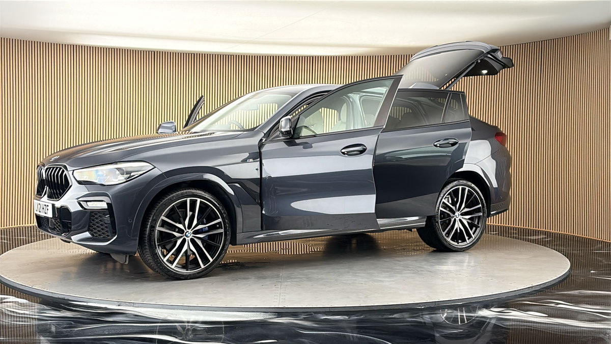 More views of BMW X6