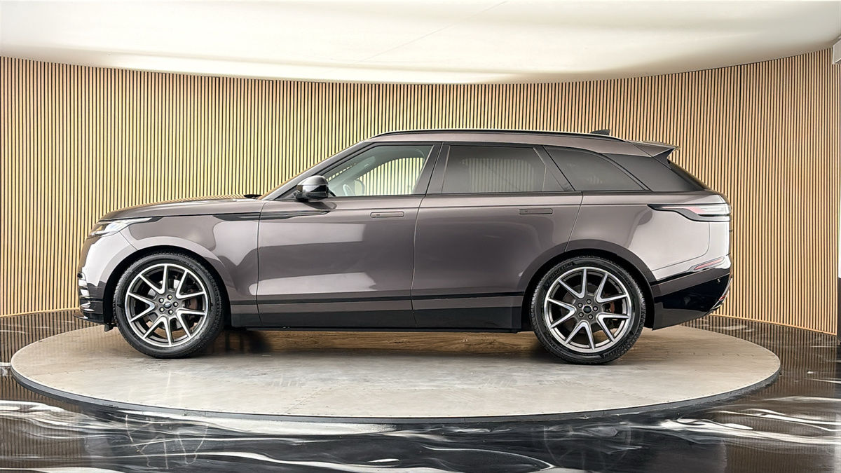 More views of Land Rover Range Rover Velar