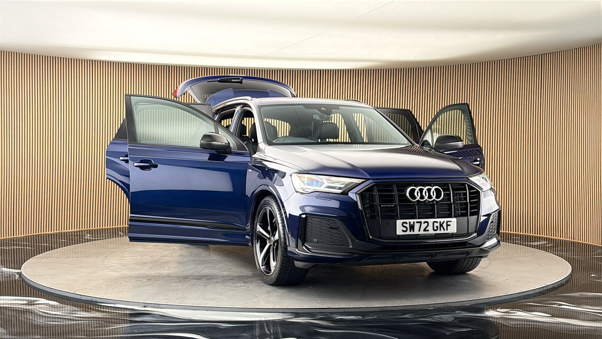 More views of Audi Q7