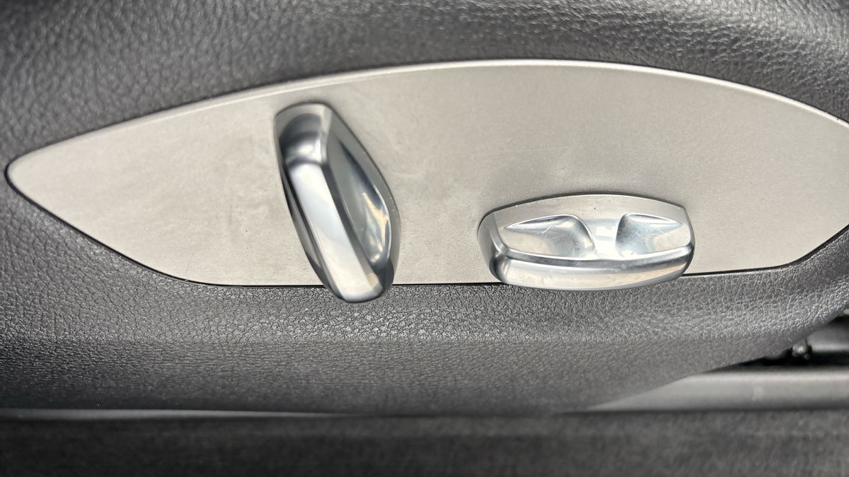 Porsche Macan Image 28