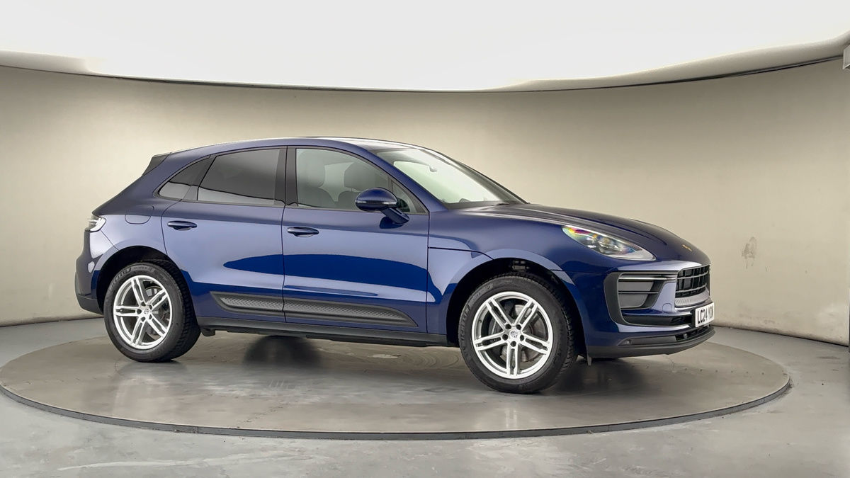 More views of Porsche Macan