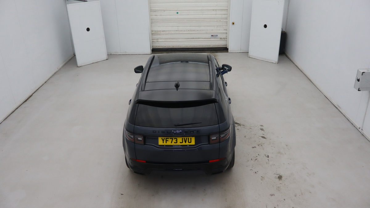 Land Rover Discovery Sport Image 8