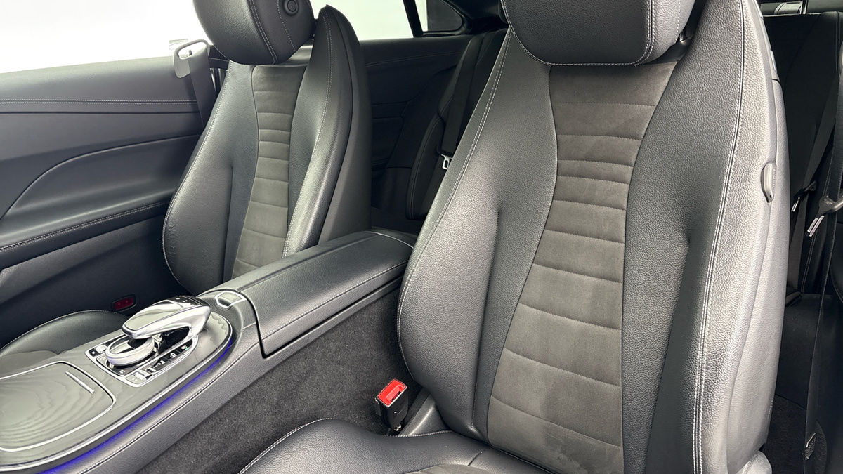 Mercedes-Benz E Class Image 7