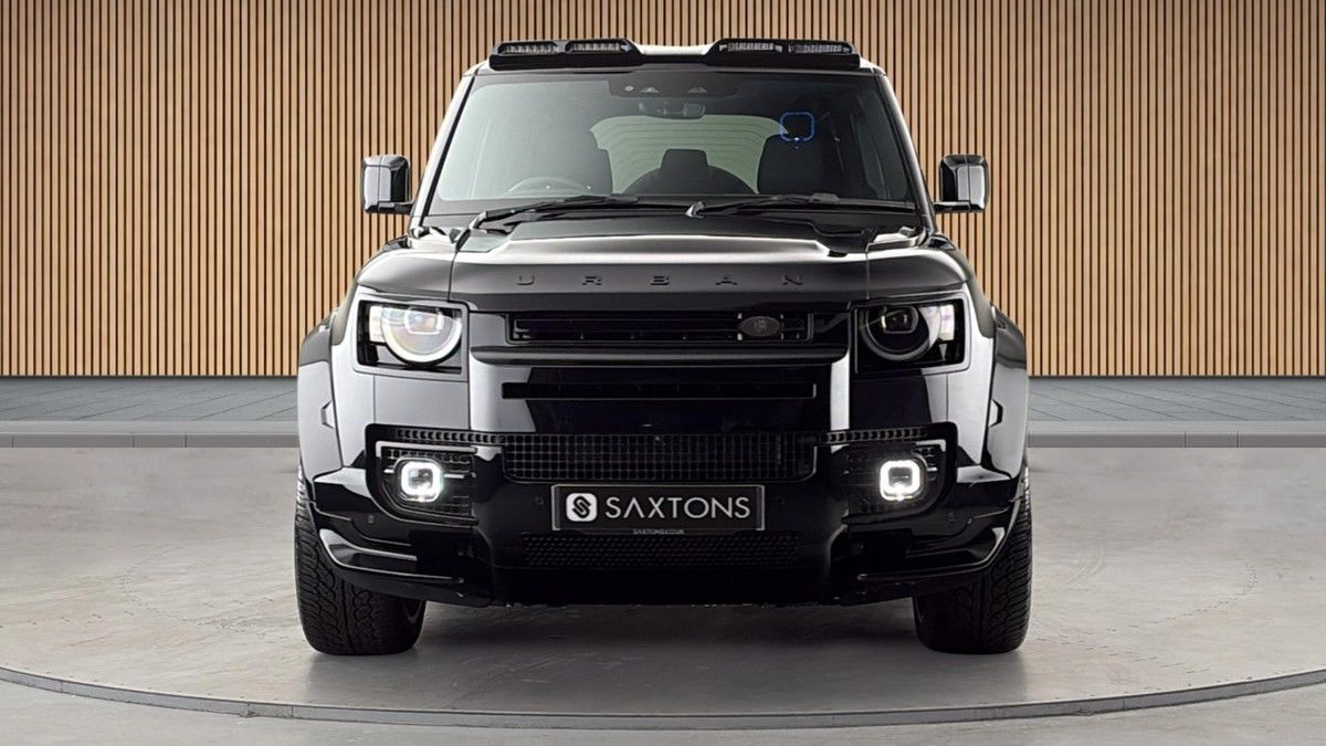 Land Rover Defender 110 Urban Image 3