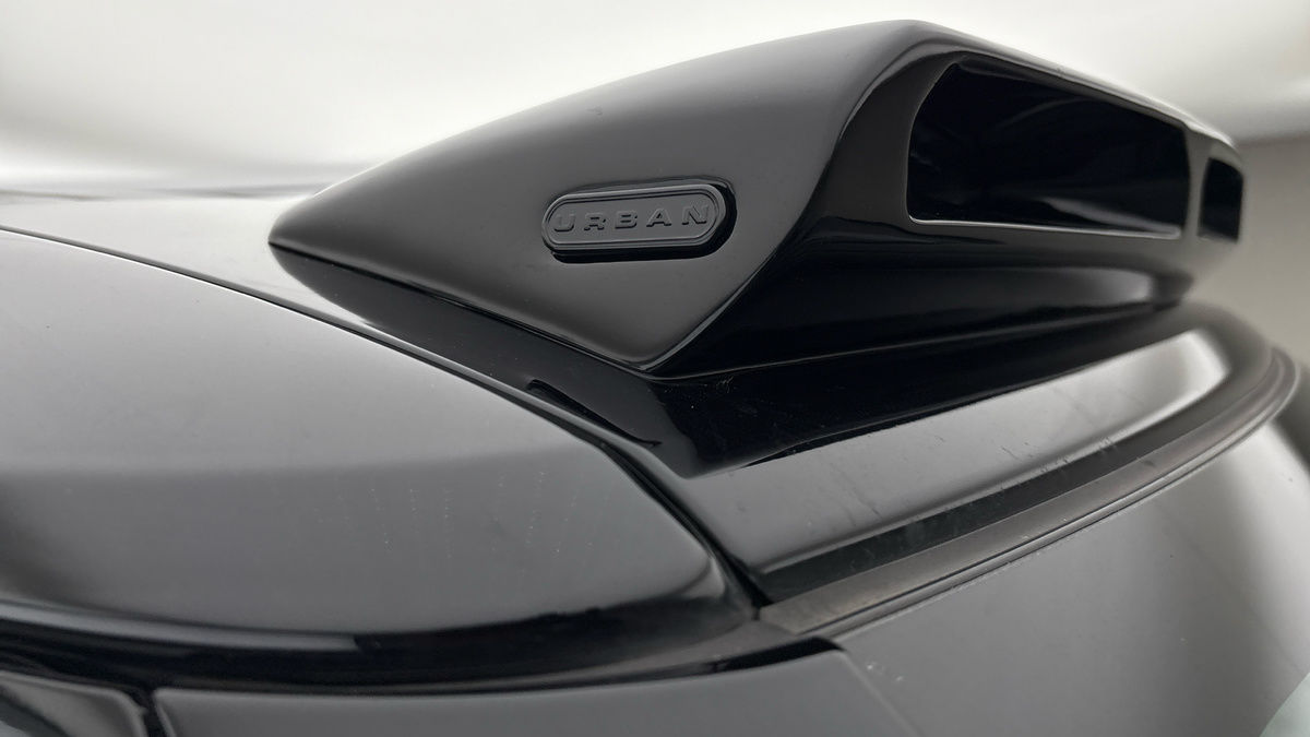 Land Rover Defender 110 Urban Image 25