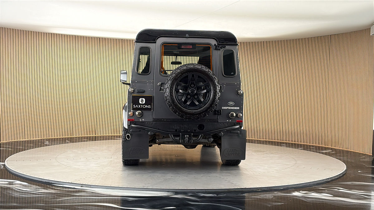 More views of Land Rover Defender 90