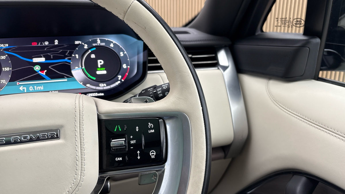 Land Rover Range Rover Image 14