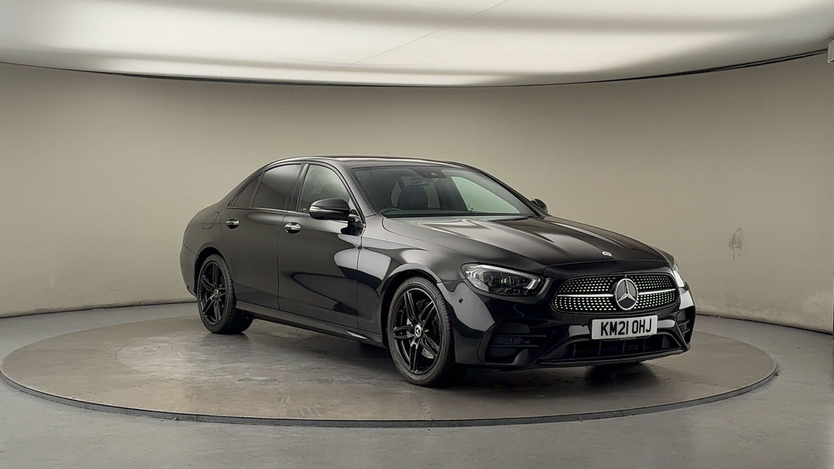 Mercedes-Benz E Class Sticky Header Image