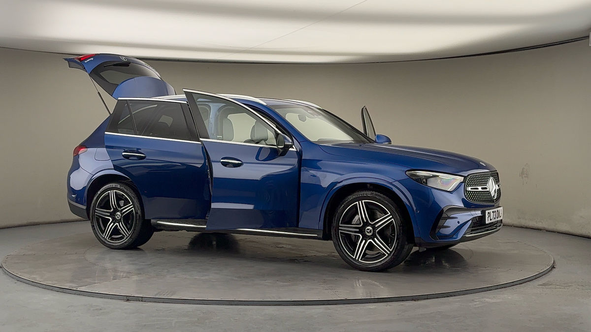 More views of Mercedes-Benz GLC