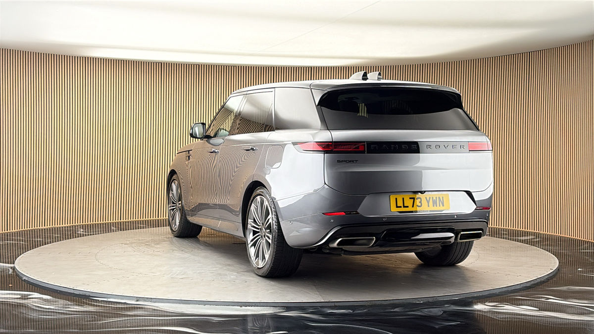 More views of Land Rover Range Rover Sport