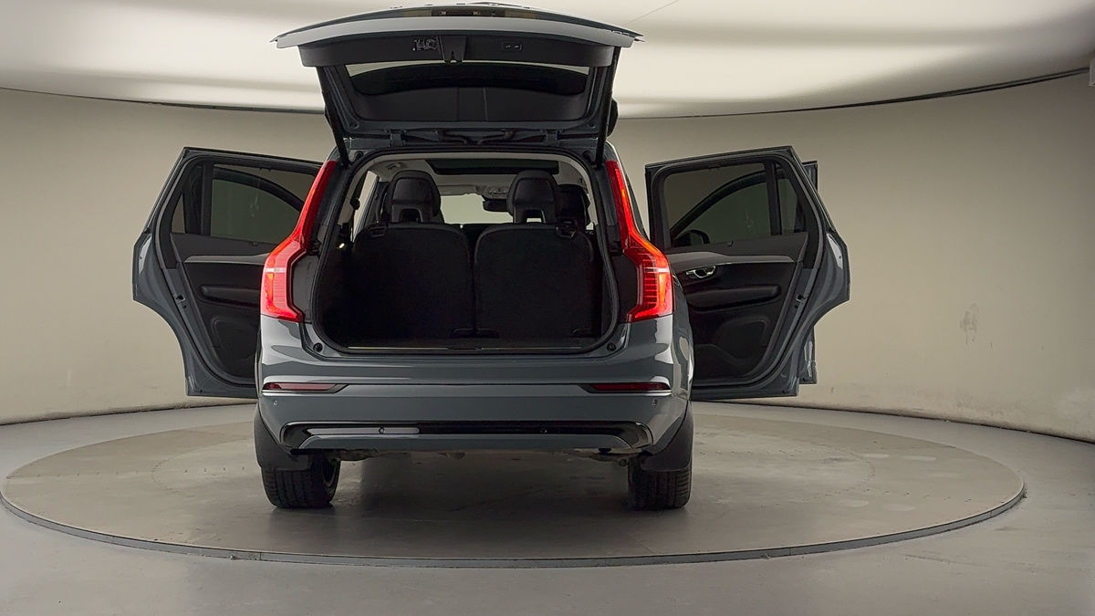 More views of Volvo XC90