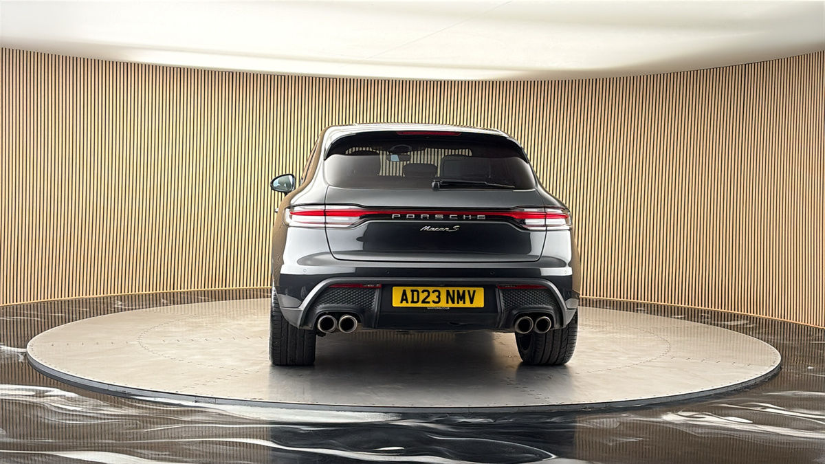 More views of Porsche Macan
