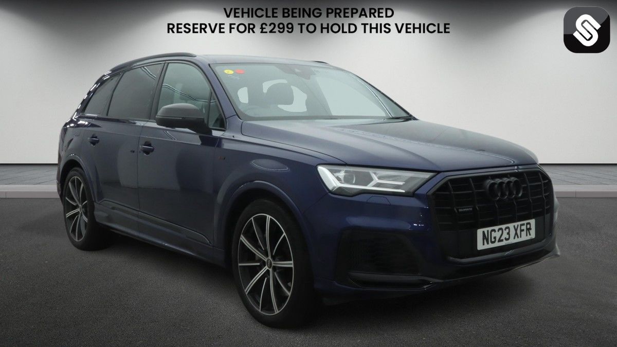 Audi Q7 Sticky Header Image