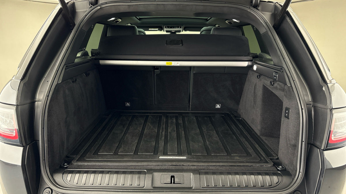 Land Rover Range Rover Sport Image 11