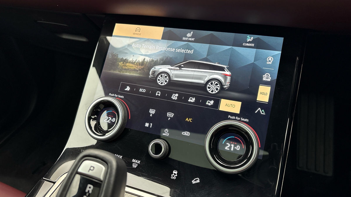 Land Rover Range Rover Evoque Image 25