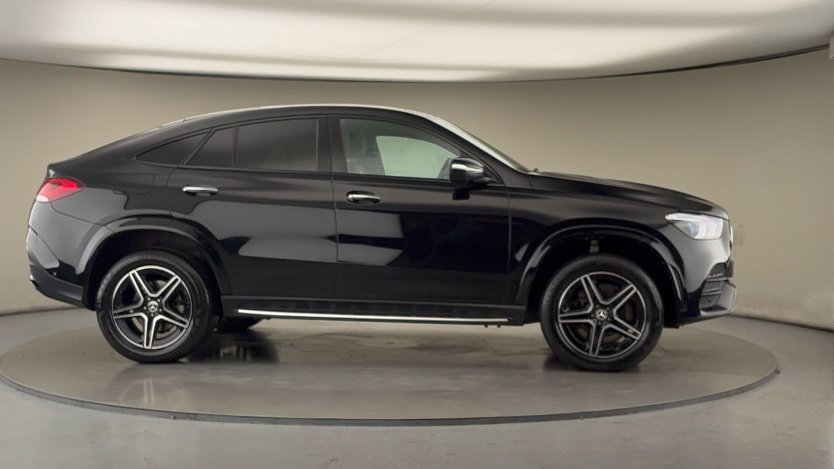 More views of Mercedes-Benz GLE