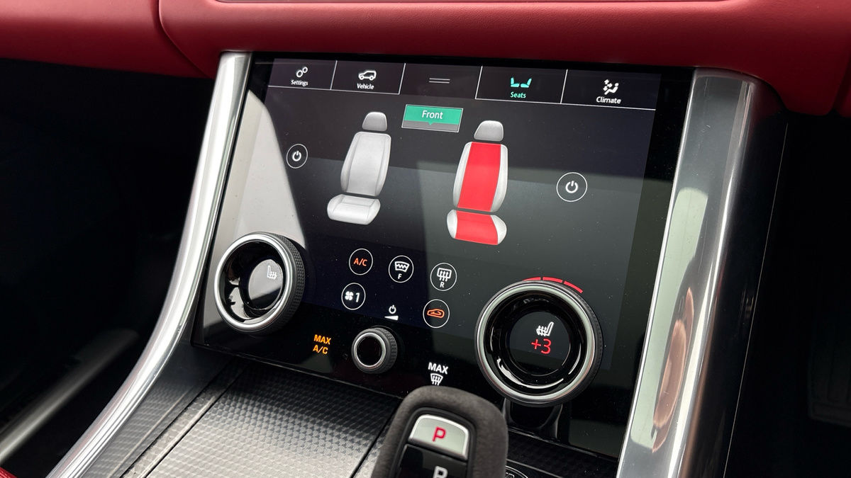 Land Rover Range Rover Sport Image 28
