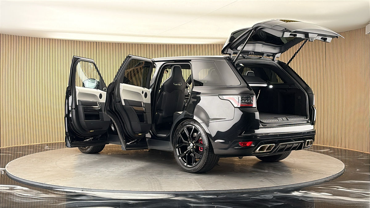 More views of Land Rover Range Rover Sport