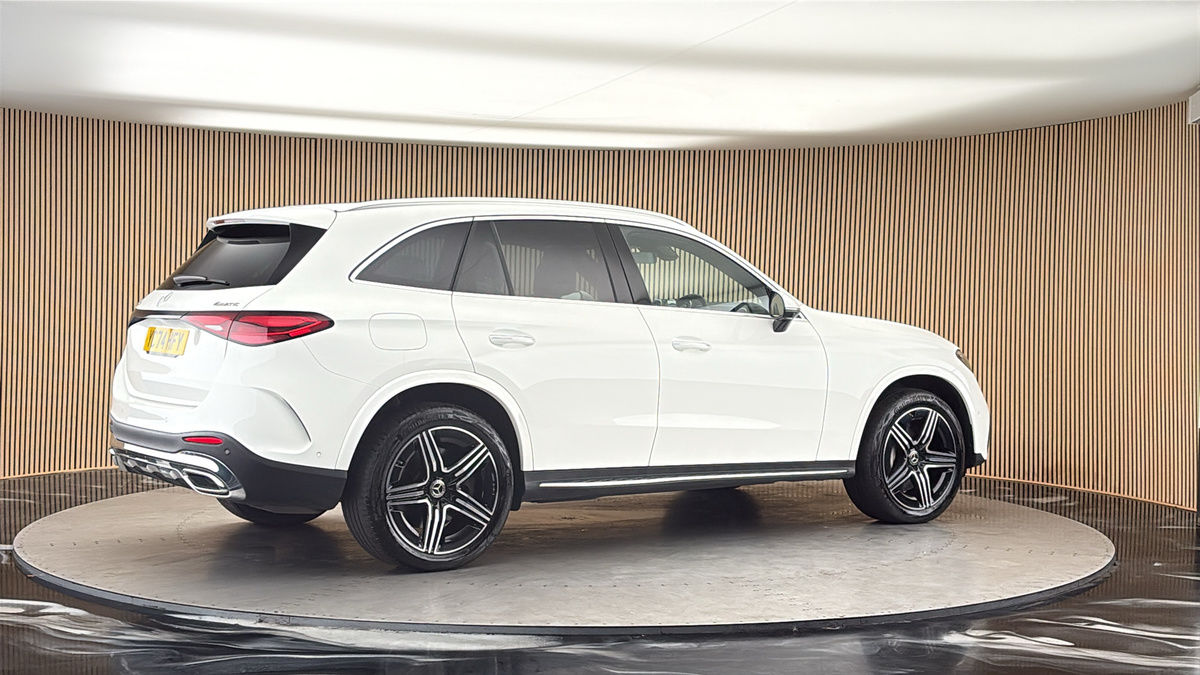 More views of Mercedes-Benz GLC