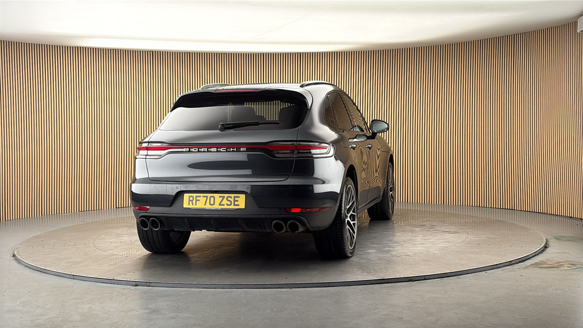 More views of Porsche Macan
