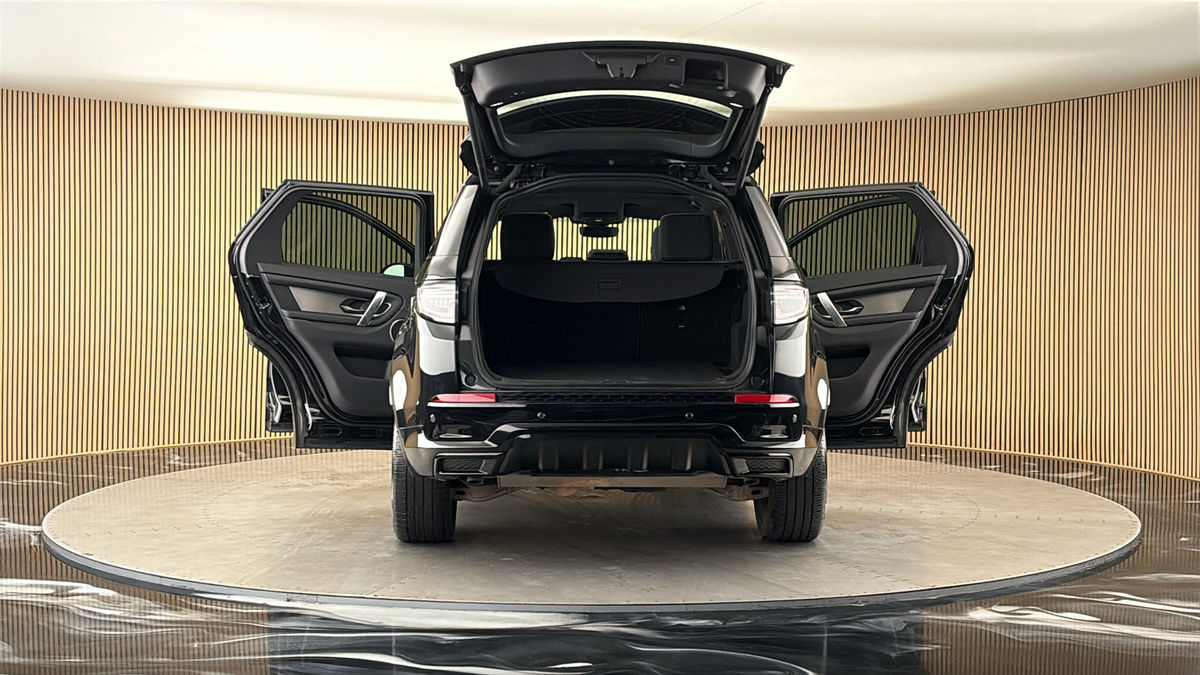 More views of Land Rover Discovery Sport