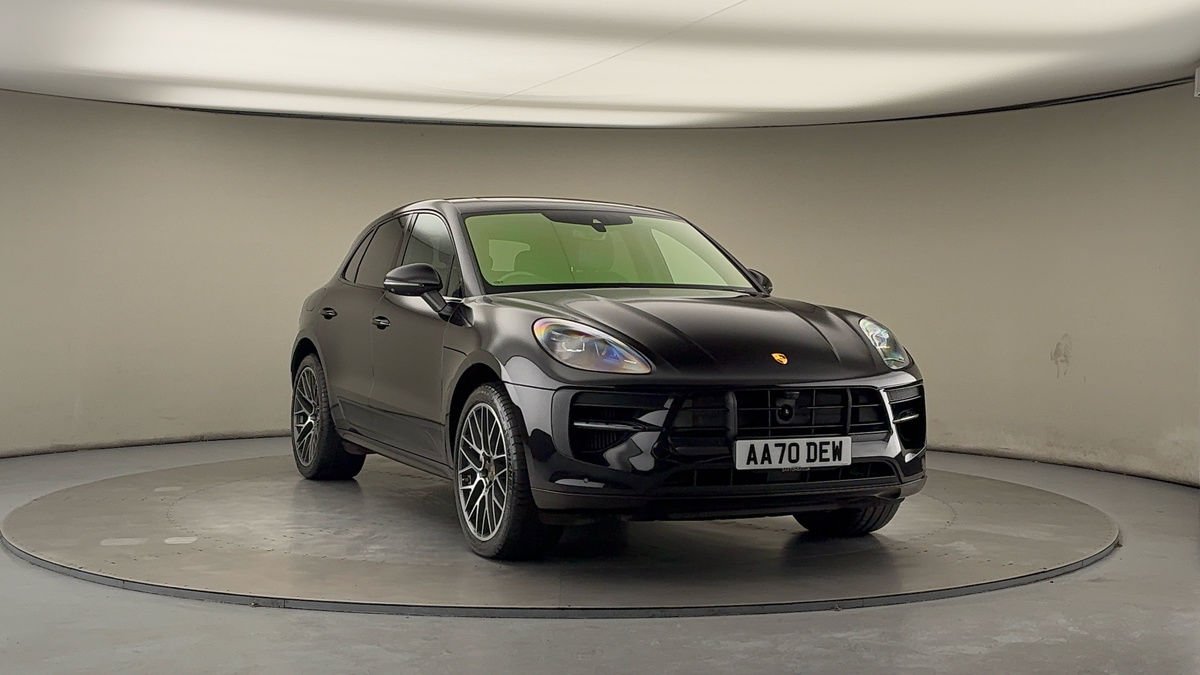 More views of Porsche Macan