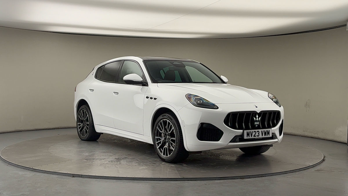 Maserati Grecale Sticky Header Image