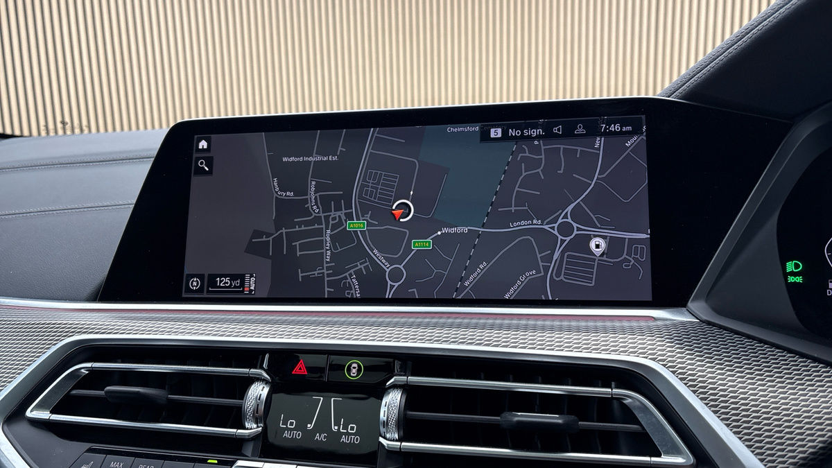 BMW X6 Image 17