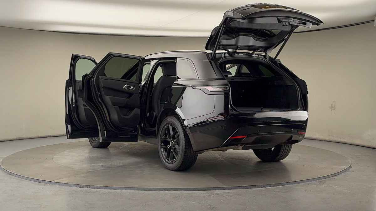 Land Rover Range Rover Velar Image 23