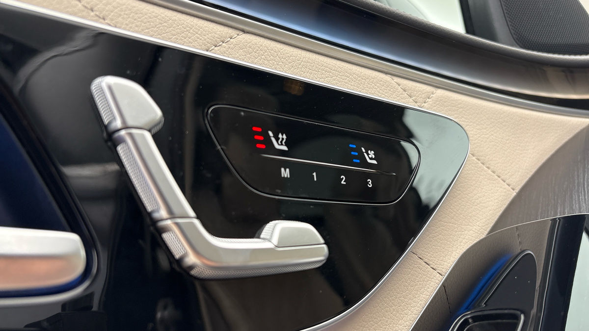 Mercedes-Benz S Class Image 26