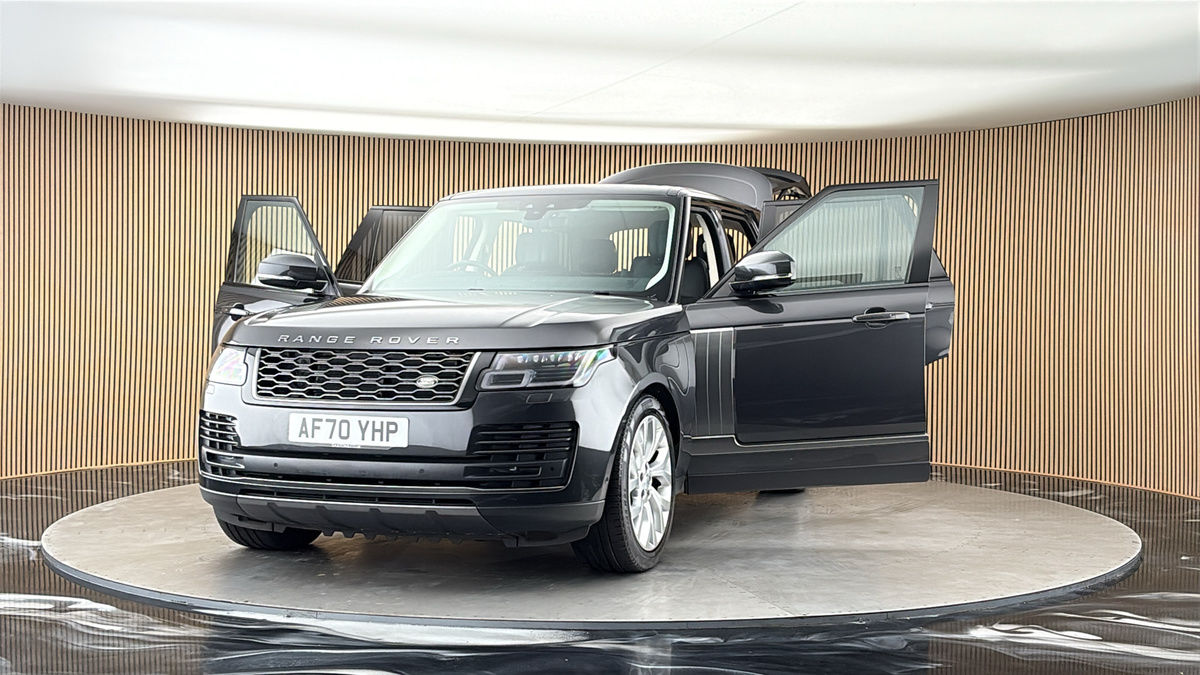 More views of Land Rover Range Rover