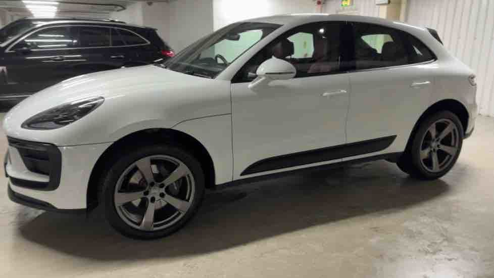 More views of Porsche Macan