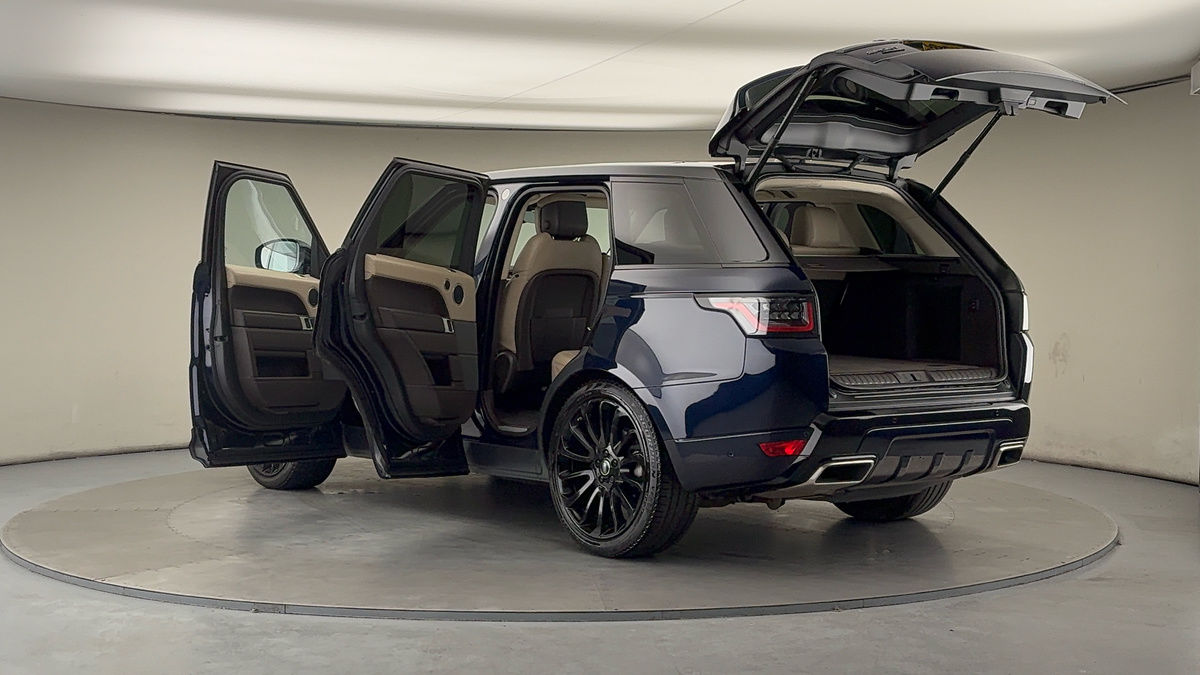 More views of Land Rover Range Rover Sport