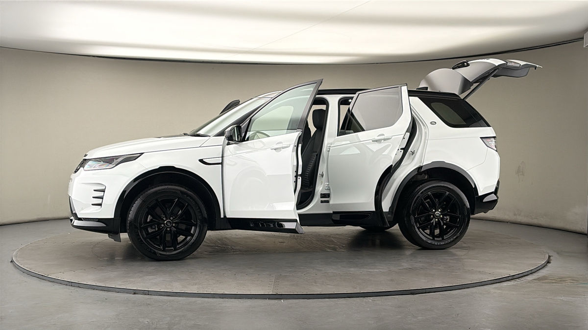 More views of Land Rover Discovery Sport